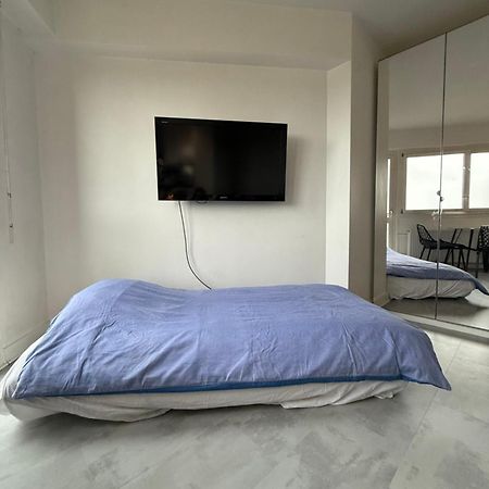 Beautiful view, new apartment Paris Exterior foto