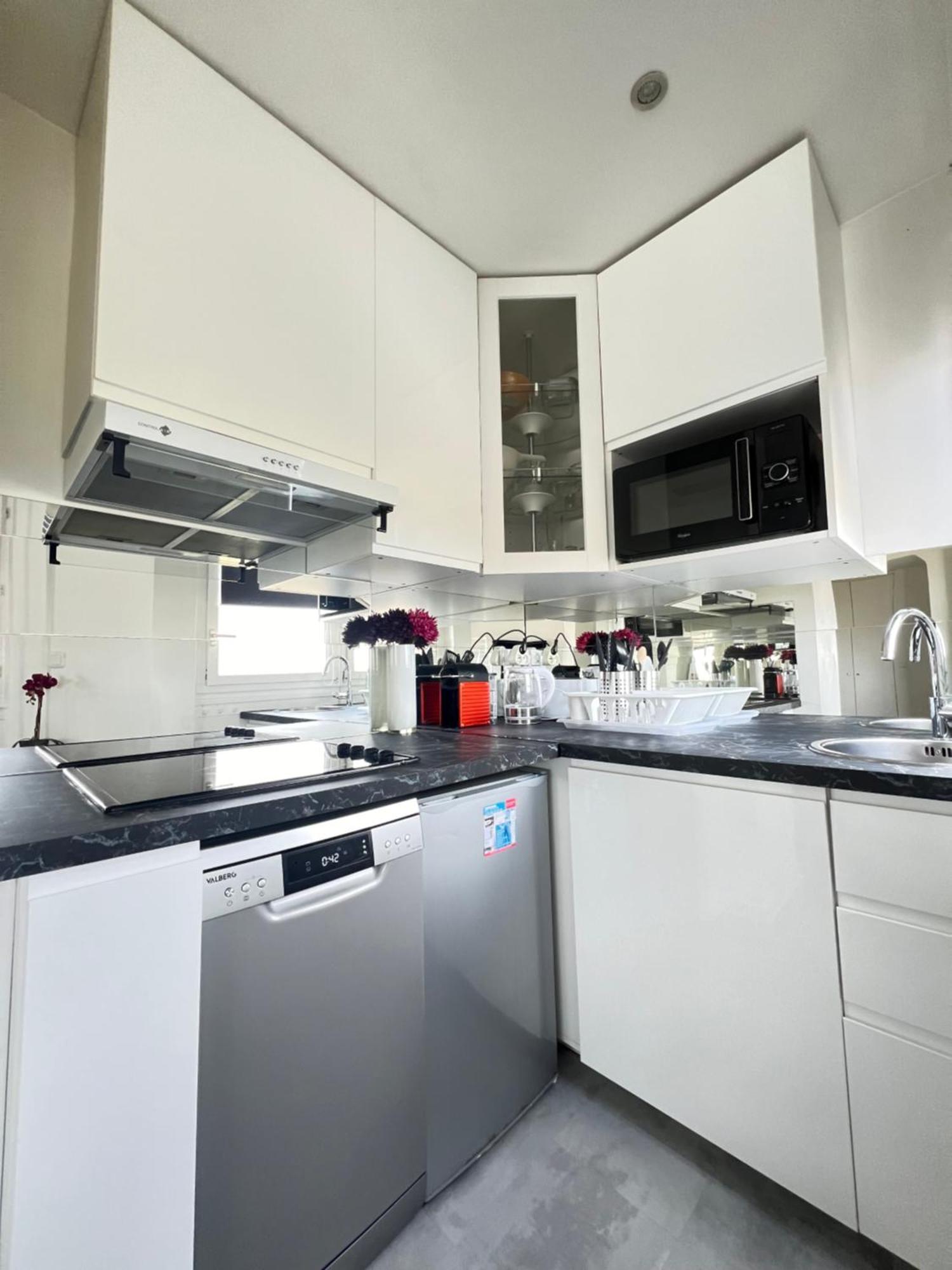 Beautiful view, new apartment Paris Exterior foto