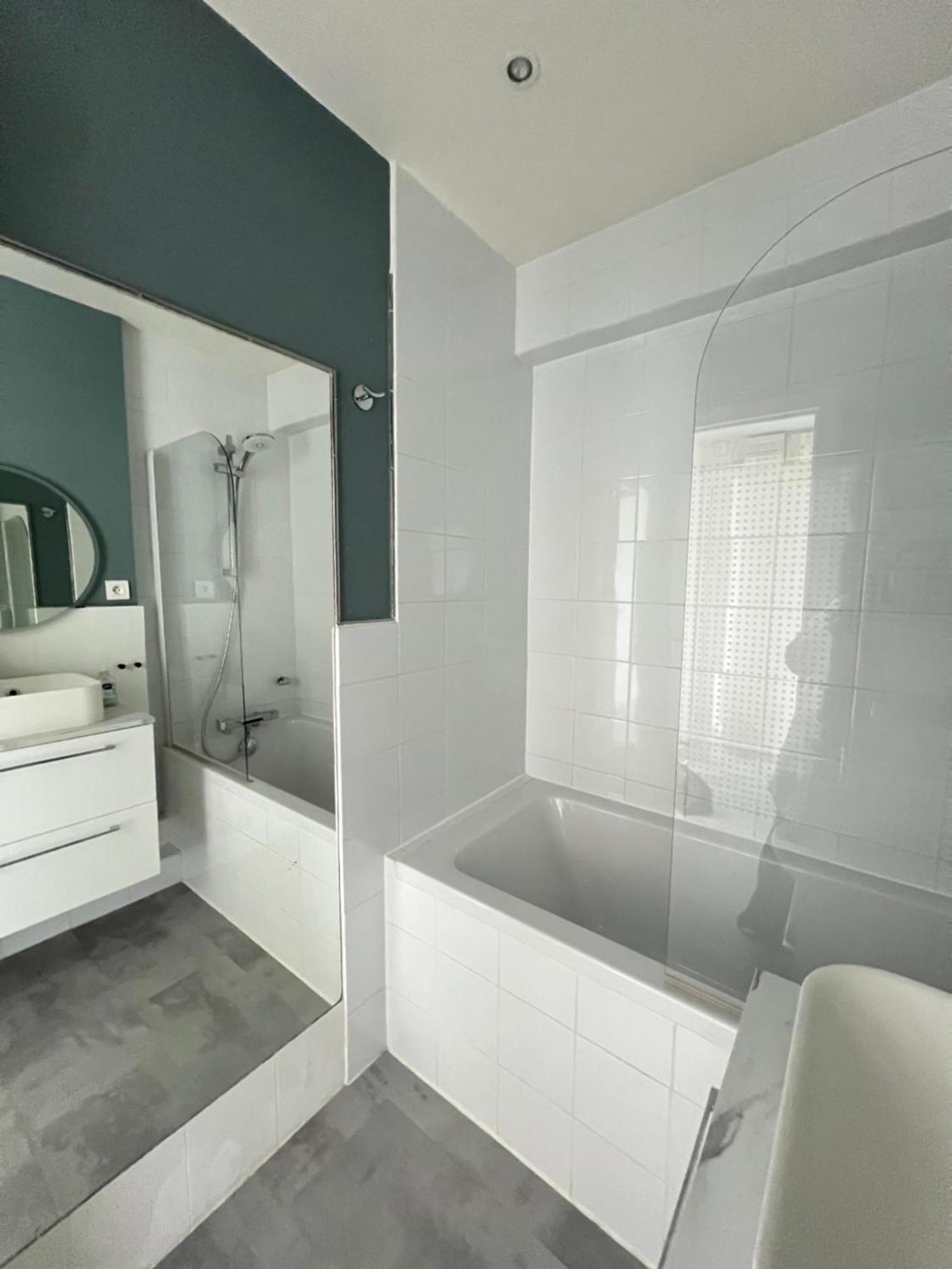 Beautiful view, new apartment Paris Exterior foto